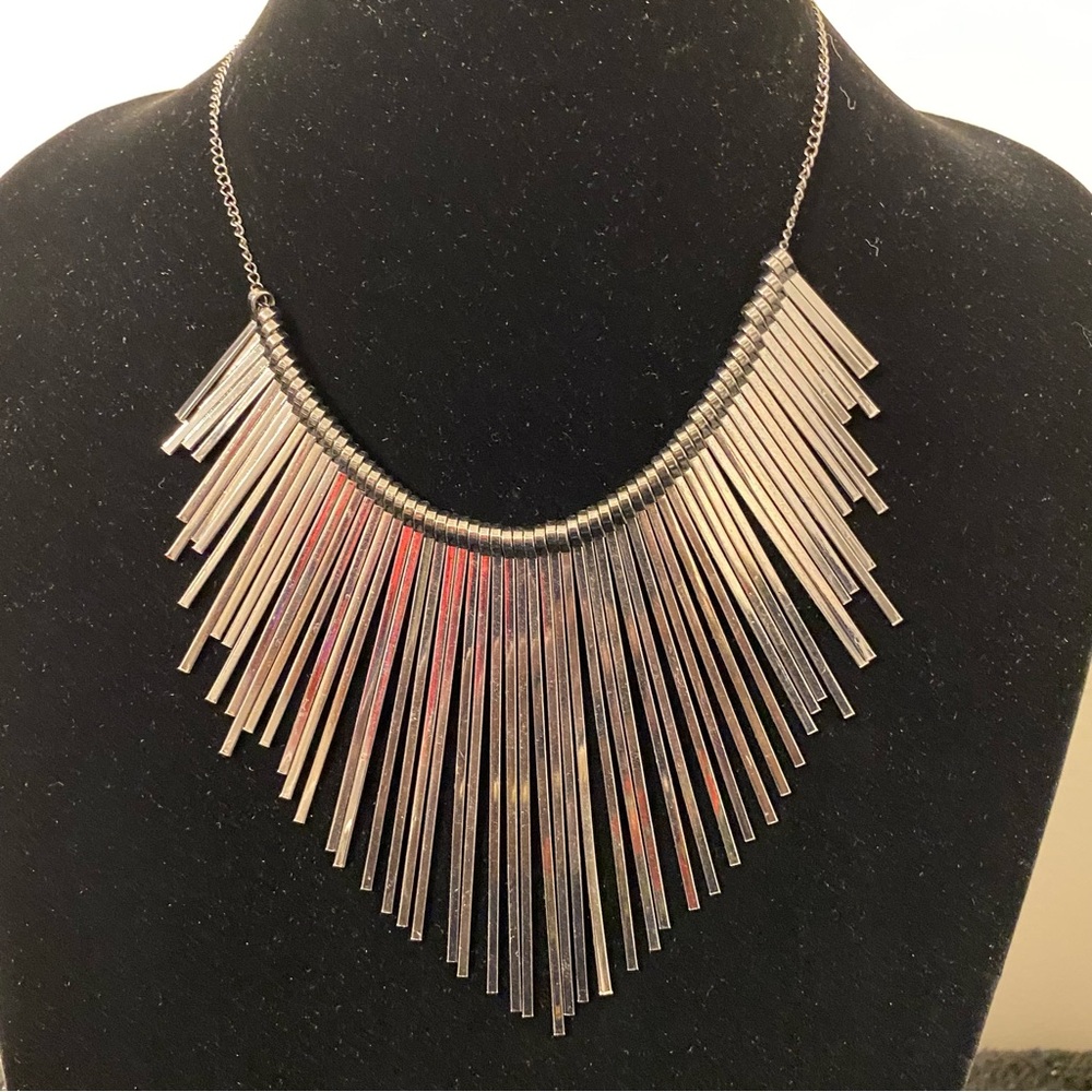 Claire’s Gun Metal Bar Bib Necklace